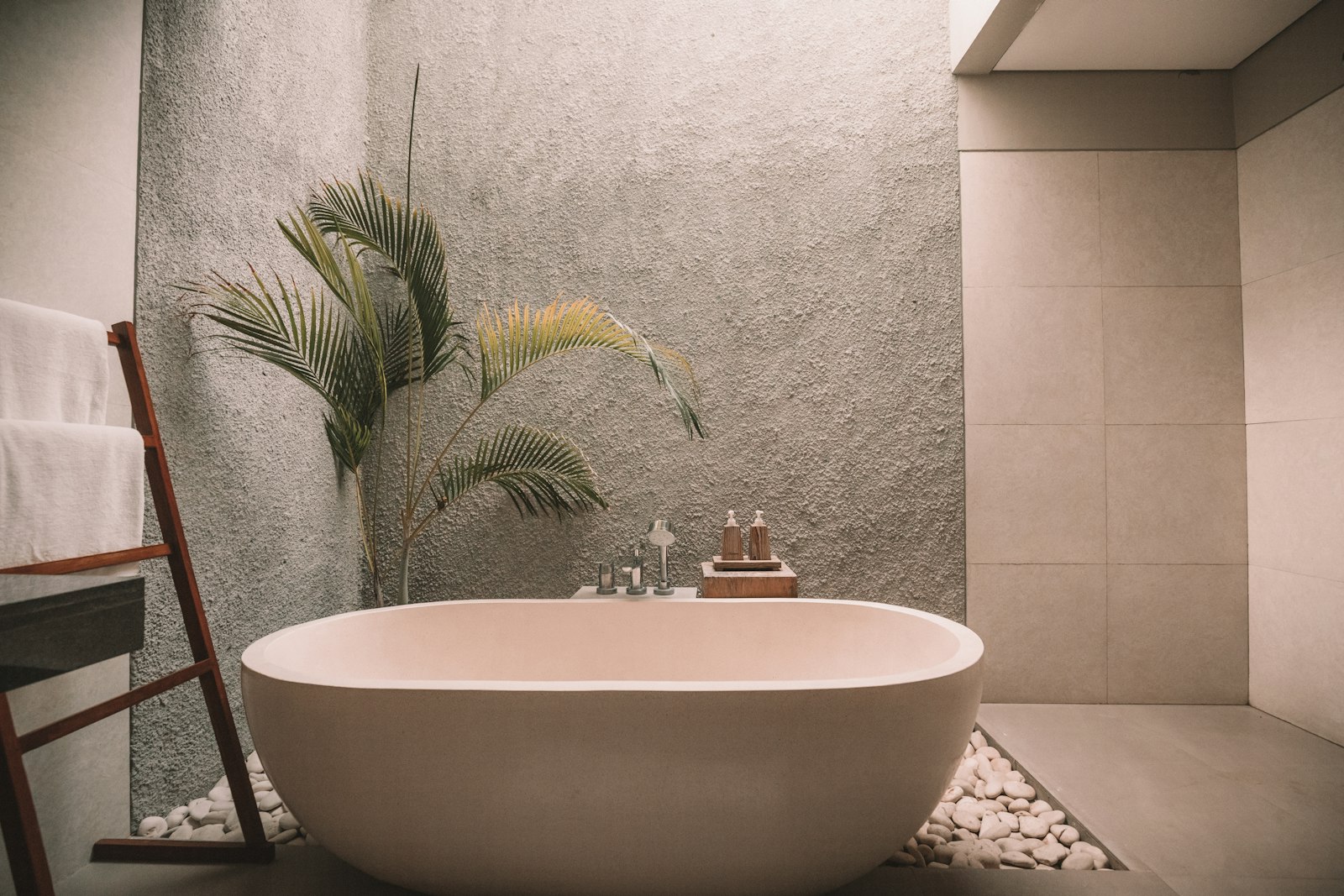 Primary bath with freestanding soaking tub