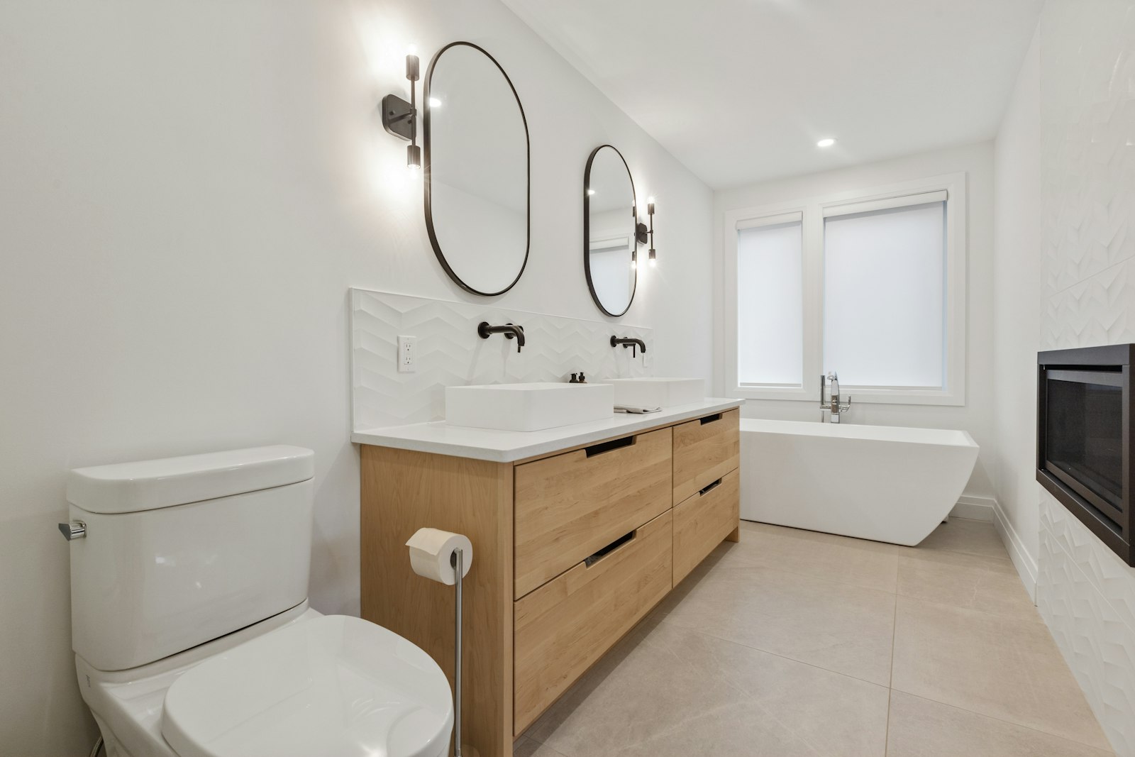 Double vanity in honed stone